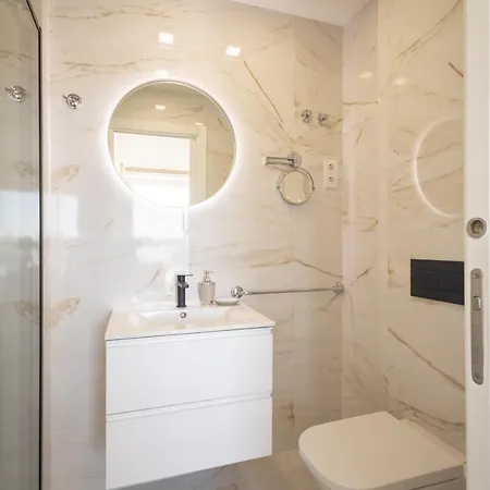 Oceanfront & Big Terrace Private *